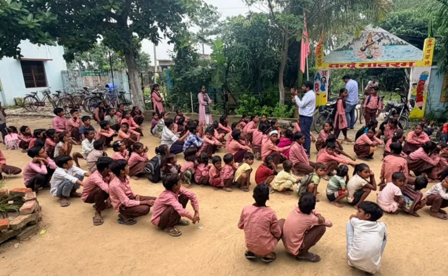 स्वच्छता ही सेवा पखवाड़ा। उत्तर मध्य रेलवे मुख्यालय में ‘एक घंटा, एक दिन, एक साथ’ के अंतर्गत श्रमदान अभियान