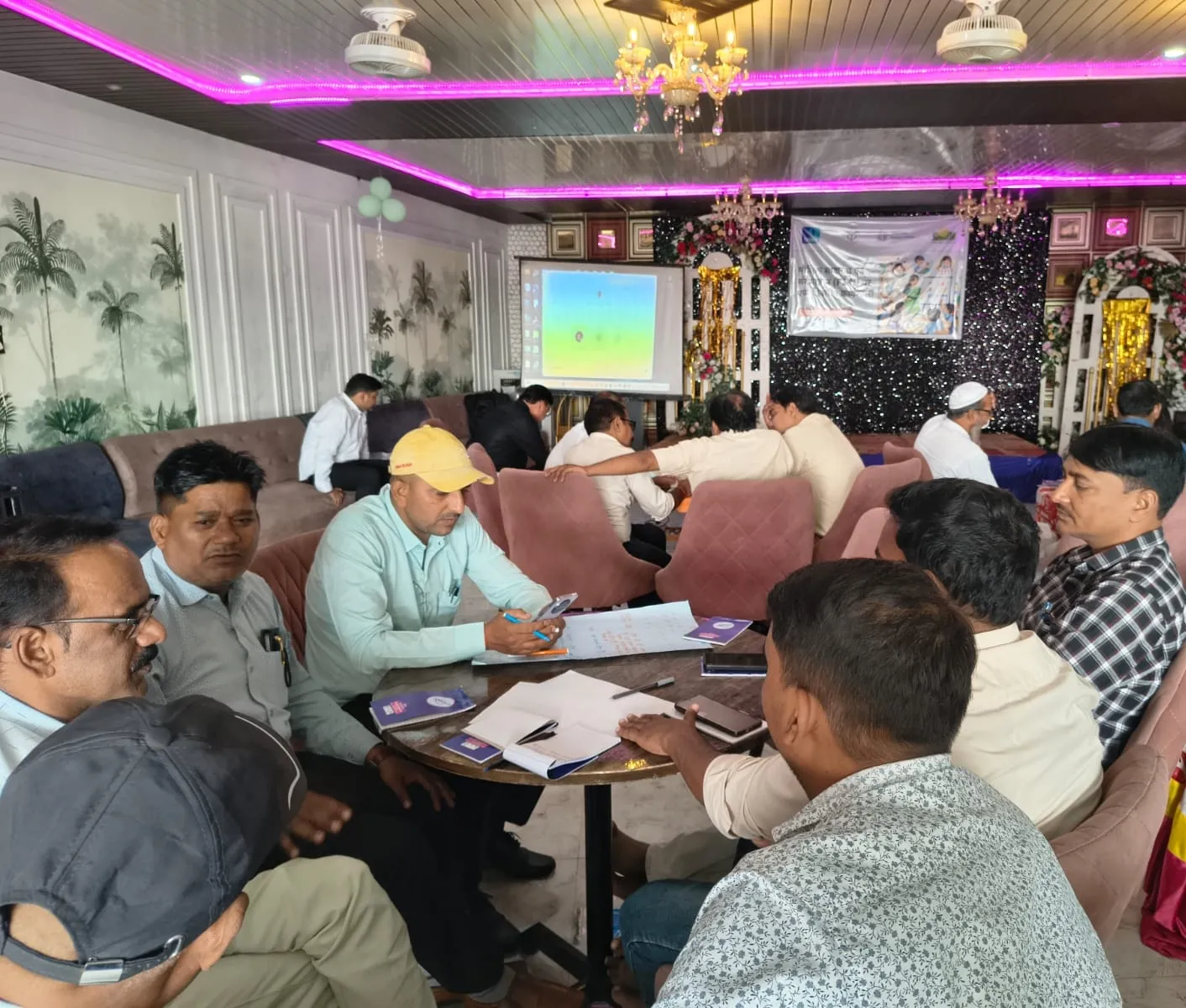 मौलिक साक्षरता एवं संख्या ज्ञान पर एक दिवसीय कार्यशाला सम्पन्न