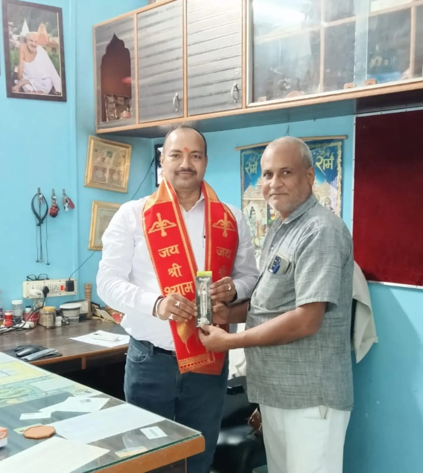 विश्व शिक्षक दिवस पर प्राचार्य डॉ. बृजेश तिवारी सम्मानित