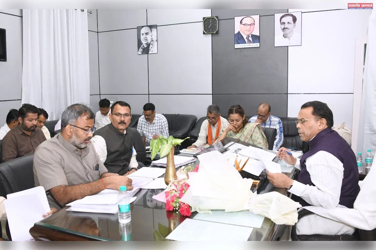 दिव्यांगजन पुरस्कारों के आवेदनों की जांच जल्द पूरी करें अधिकारी: नरेंद्र कश्यप