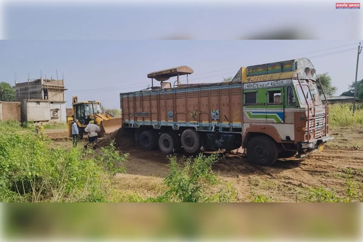 विद्युत स्पर्शाघात से रोलर चालक की मौत, क्षेत्र में मचा हड़कंप