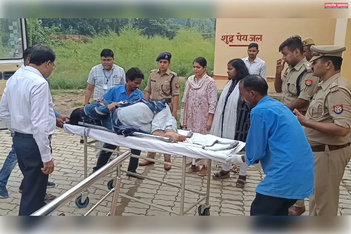 अम्बेडकरनगर में गोरखपुर लिंक एक्सप्रेस- वे पर ट्रेलर से भिड़ी डबल डेकर बस, चार की मौत