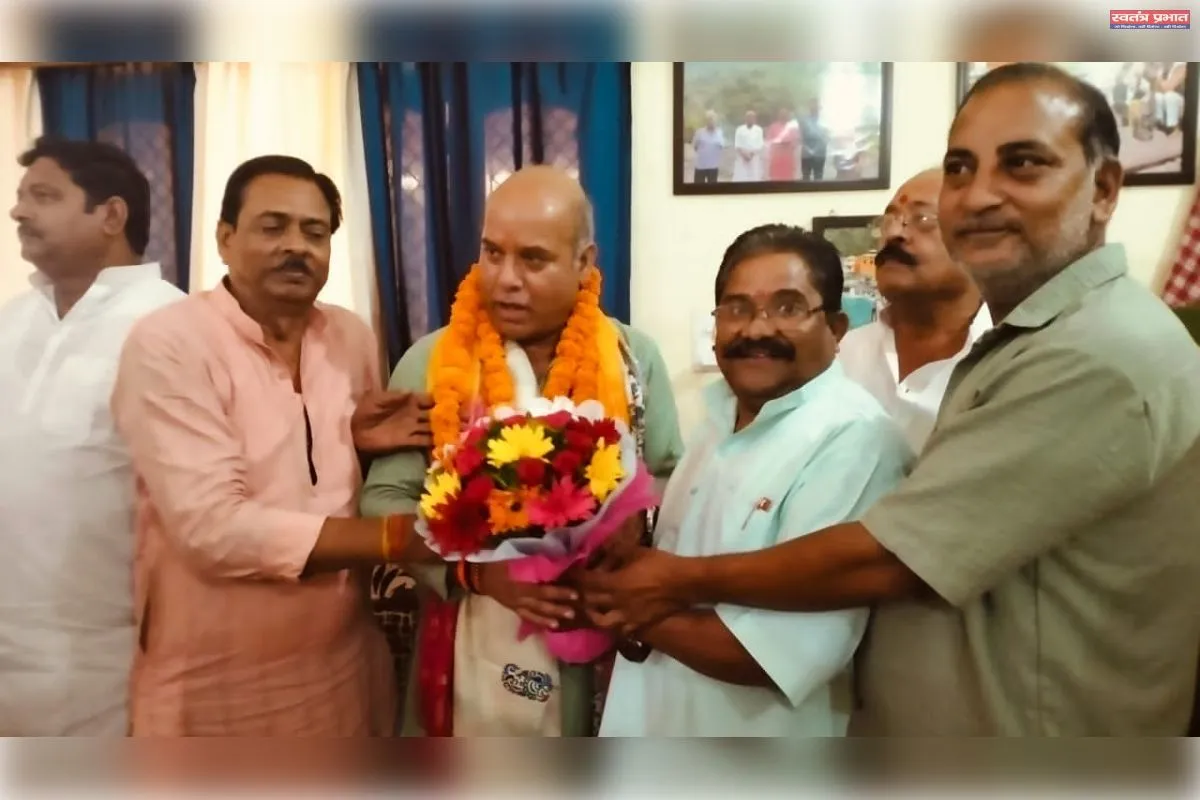 गोपेश्वर त्रिपाठी बने प्रदेश उपाध्यक्ष, रामानंद उर्फ नन्हें को गोरखपुर क्षेत्र की कमान