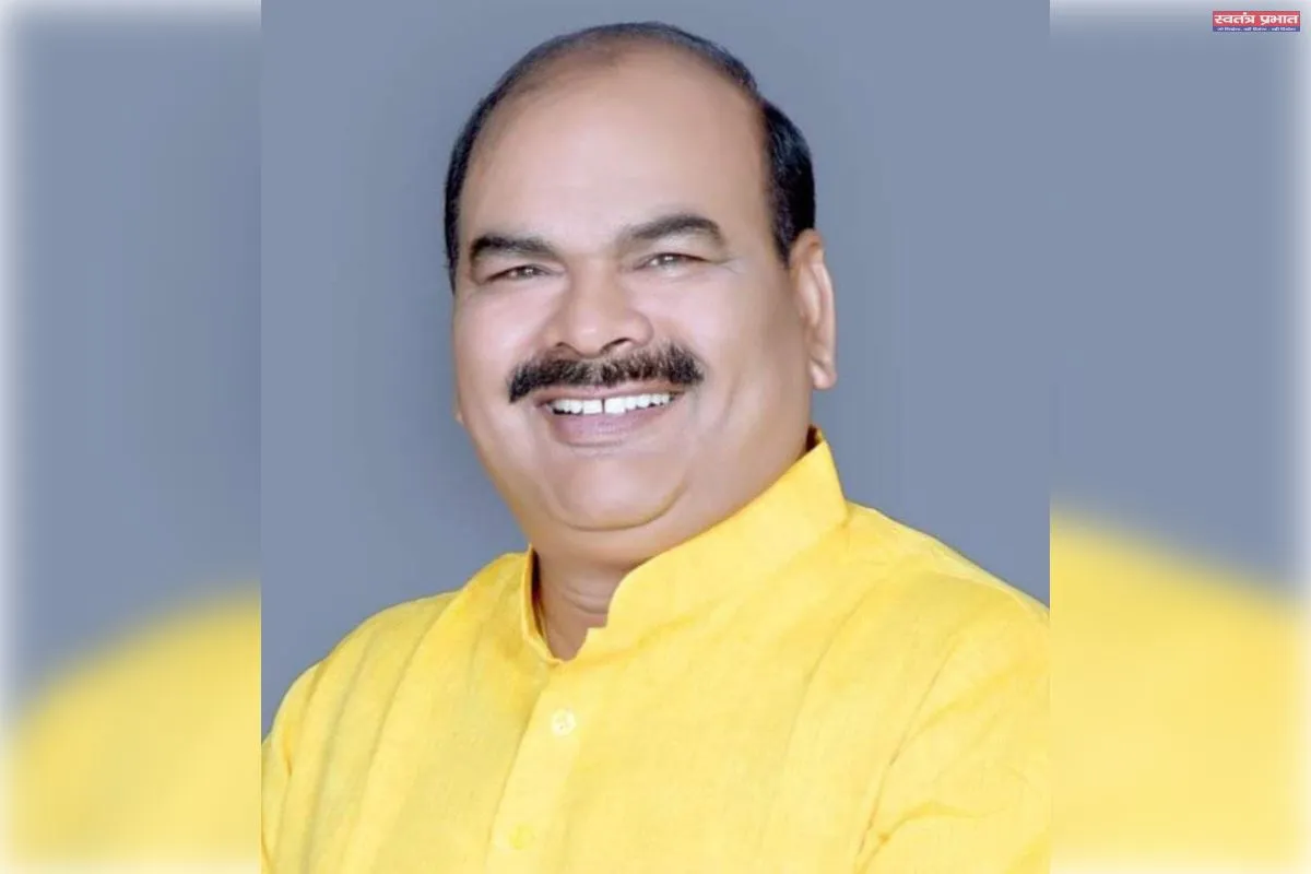वित्तविहीन शिक्षकों को कैशलेस चिकित्सा सुविधा के लिए एमएलसी ने लिखा पत्र