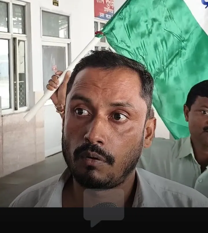 छिवकी स्टेशन पर टीटीई और जीआरपी सिपाहियों के बीच मारपीट