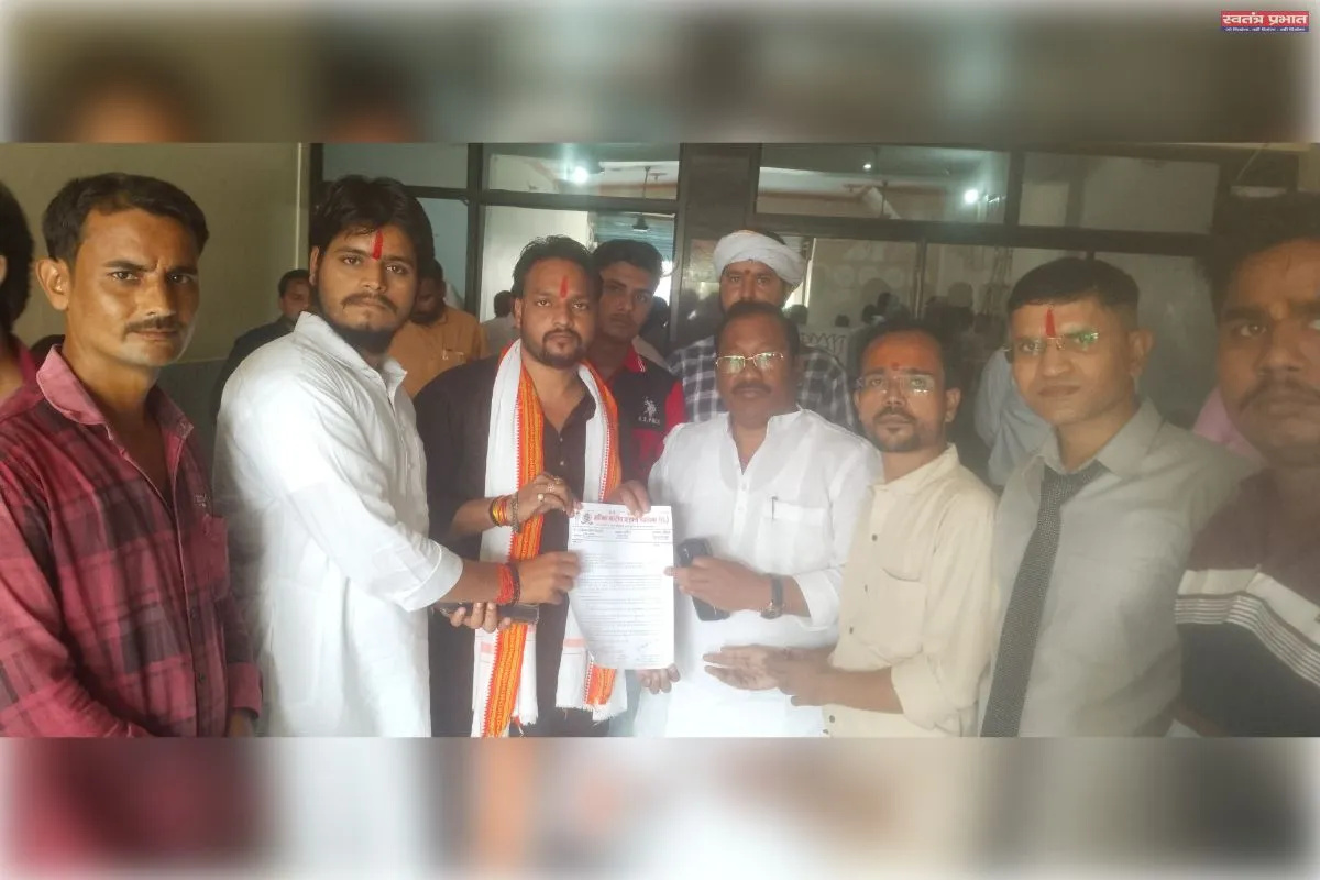 भगवान परशुराम के नाम पर बने चौक और भव्य स्वागत द्वार, ब्राह्मण महासभा ने एसडीएम व विधायक को सौंपा ज्ञापन