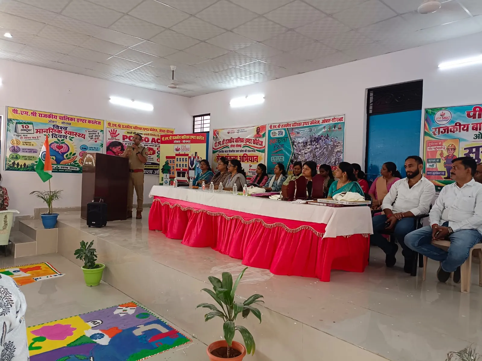 पीएम श्री राजकीय बालिका इण्टर कॉलेज ओबरा में कैरियर मेला का भव्य आयोजन
