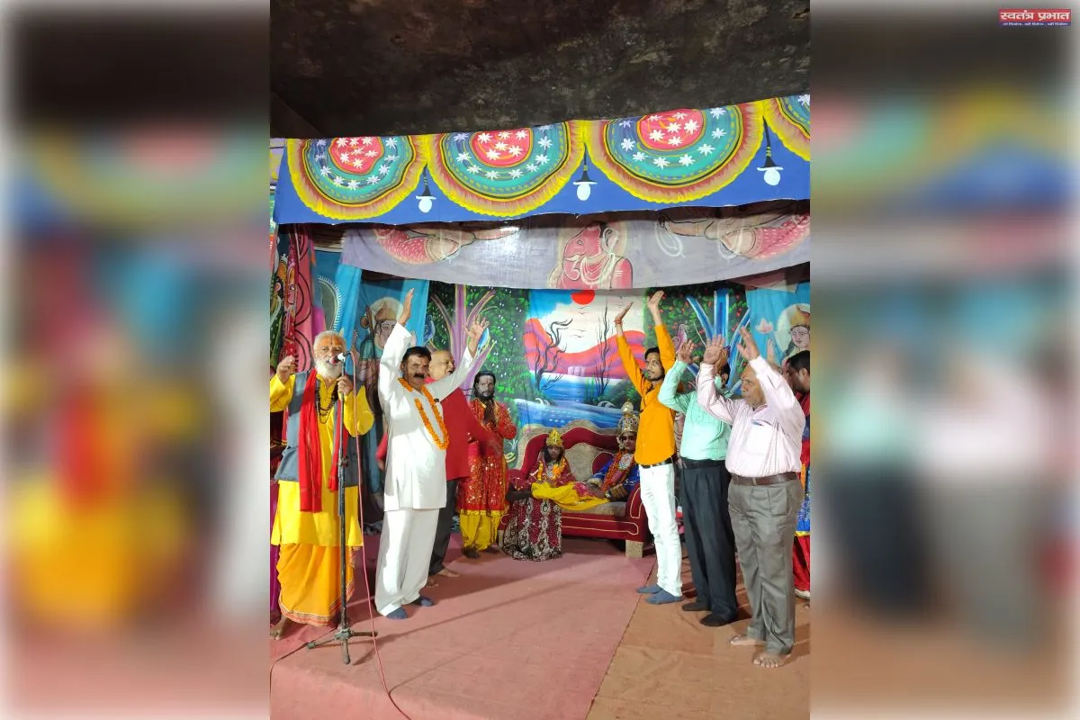 चीनी मिल में हुआ राम जन्म व बाल लीलाओं का मंचन