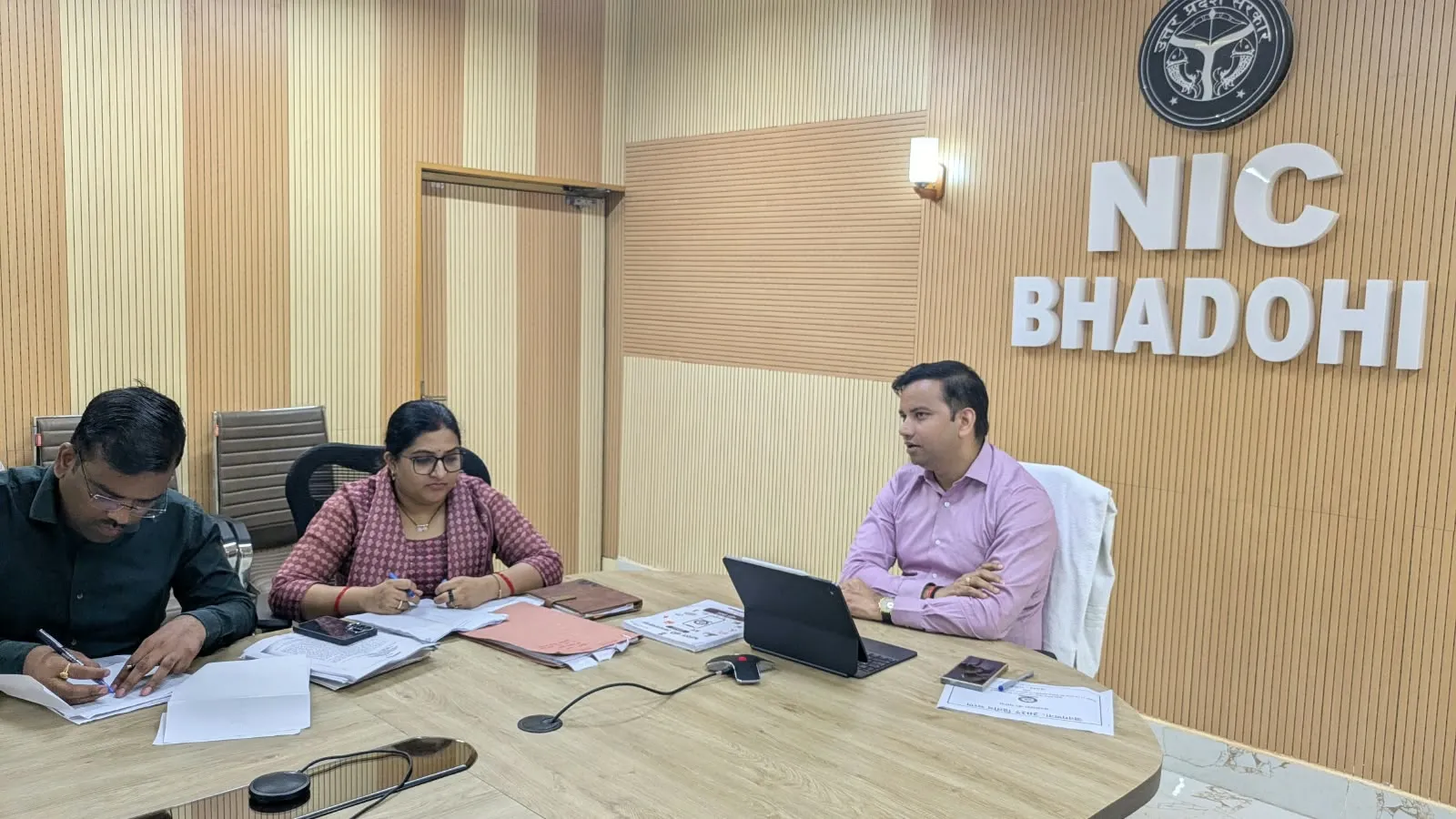 जनगणना-2027 के द्वितीय चरण की तैयारियां समय से पूर्ण करें अधिकारी: जिलाधिकारी