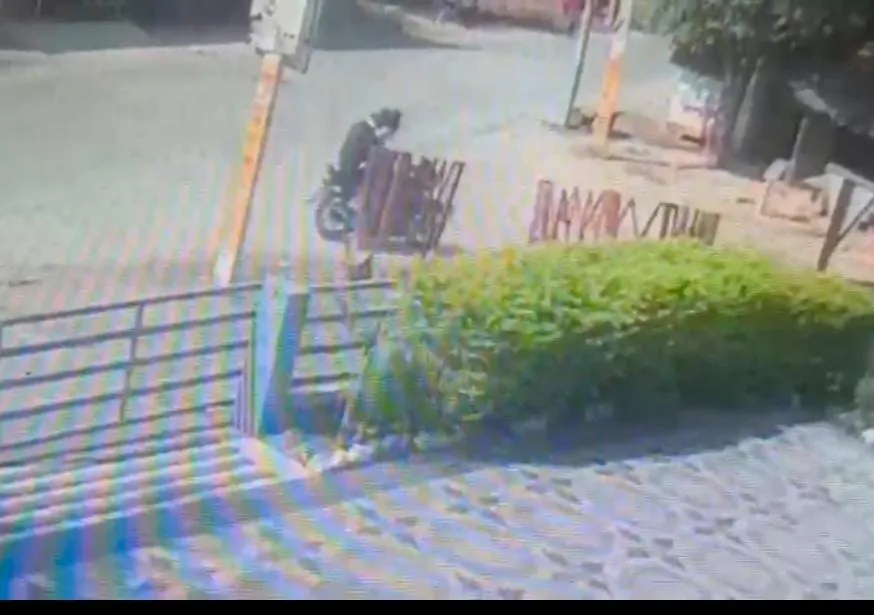 बैंक से रुपये लेकर भागने के मामले में दो बाल अपचारी हिरासत में, 16 हजार रुपये और बाइक बरामद