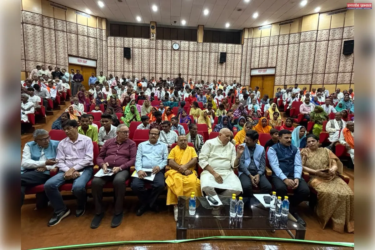 निजी क्लीनिक में दो माह के मासूम बच्चों की मौत परिजनों ने जमकर किया हंगामा