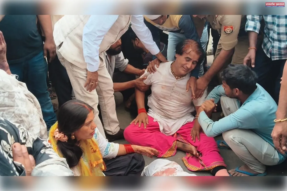 एटा-टूण्डला मार्ग पर टैंकर की टक्कर से 14 वर्षीय किशोर की मौत, चार घंटे तक लगा जाम