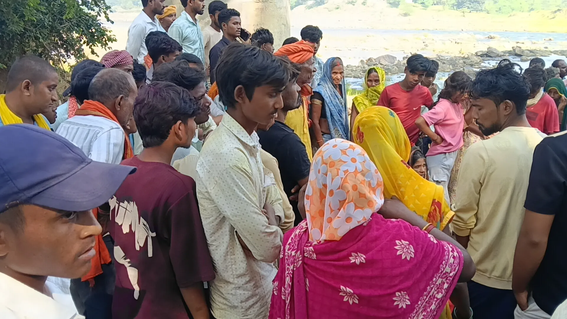 कोटाघाट में बेलन नदी में मिला नवविवाहिता का शव, पुल पर दुपट्टा और चप्पल बरामद