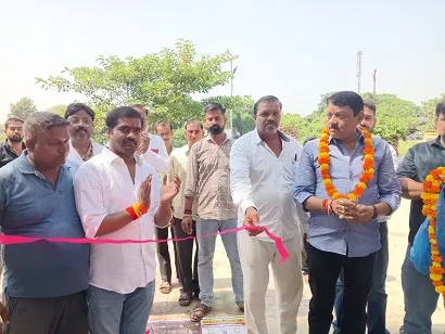 नगर पंचायत अध्यक्ष सुरियावा द्वारा किया गया नाली निर्माण कार्यकाल शिलान्यास 