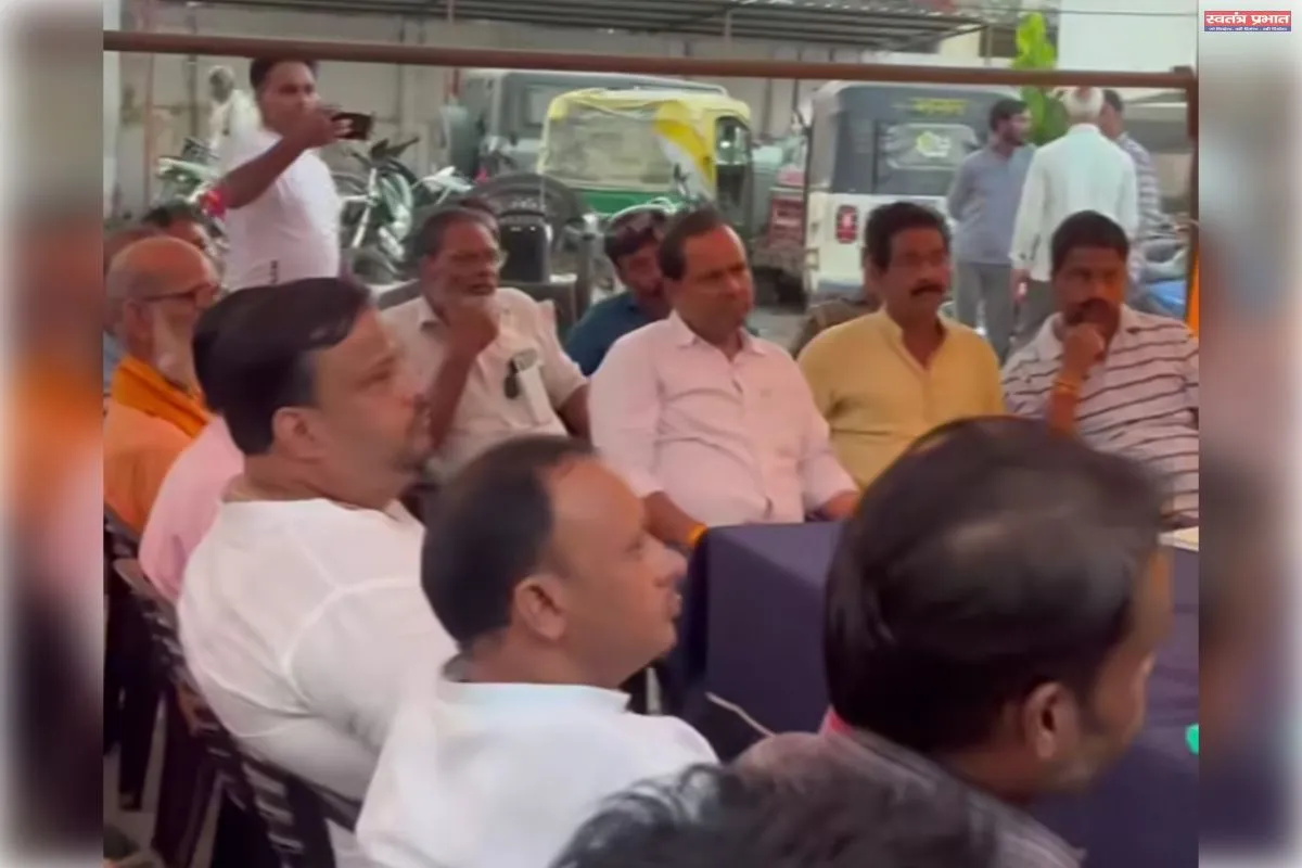 त्योहारों को लेकर थाना टूण्डला में पीस कमेटी की बैठक, शांतिपूर्ण आयोजन पर जोर