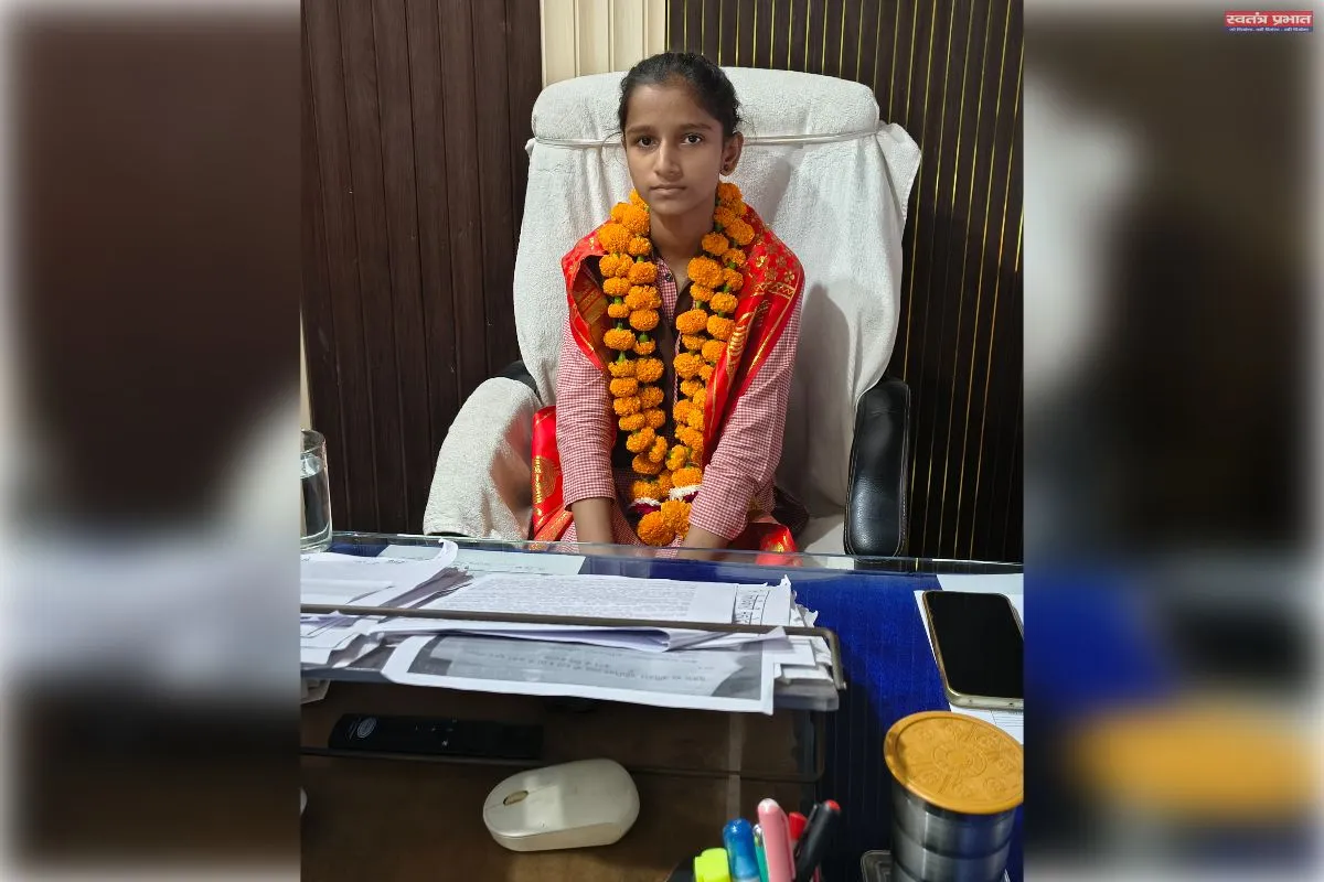 मिशन शक्ति के तहत छात्रा बनी एक दिन की अधिशासी अधिकारी
