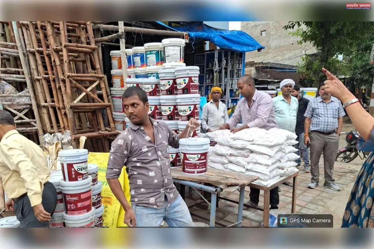 अतिक्रमण पर प्रशासन सख्त: नगला बीच में SDM ने किया निरीक्षण, 2 नवंबर तक अतिक्रमण हटाने का अल्टीमेटम
