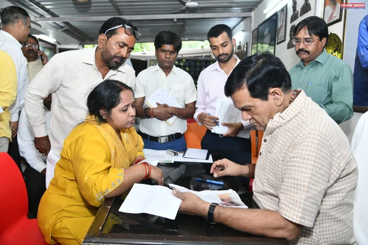 बिजली कनेक्शन के लिए 50 हजार की रिश्वत मांगने का आरोप, ऊर्जा मंत्री ने दिए जांच के निर्देश