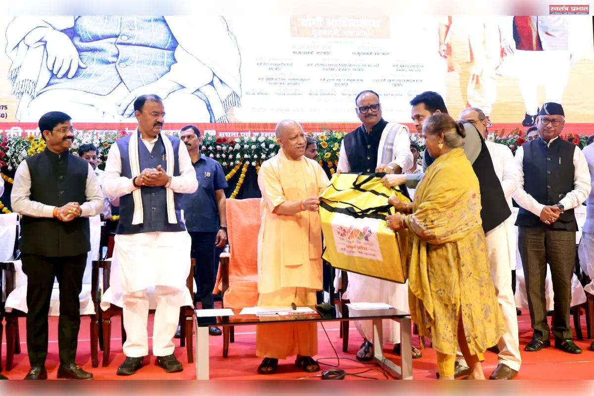 यूपी के सभी 75 जिलों में बनेंगे सरदार पटेल स्किल एंड एम्प्लॉयमेंट जोन