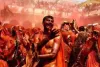 भाभियों ने देवरों के फाड़े कपड़े, बरसाए कोड़े, 40 दिवसीय ब्रज की होली खत्म, देखें अनदेखी तस्वीरें