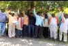 मजदूरी नहीं मिलने पर मजदूरों ने जिलाधिकारी को सौंपा ज्ञापन