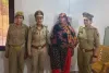 गुजैनी पुलिस ने पांच किलो चरस सहित महिला को पकड़ा 