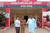 ओबरा पुलिस द्वारा पीड़ित व्यक्ति के खोये हुये मोबाइल को किया  बरामद।