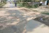 चंदनपुर-अयोध्या मार्ग की हालत बदतर, गड्ढों में तब्दील हुई सड़क- गड्ढामुक्त सड़क का दावा हुआ फेल