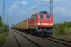 Railway News: रेल यात्री हो जाए सावधान ! ये सभी ट्रेन रहेगी रद्द 