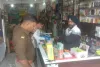 किराने व कॉस्मेटिक की दुकान से हजारों की चोरी 