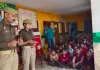 प्राथमिक विद्यालय धौरहरा में पुलिस ने पढ़ाया कानून का पाठ महिलाओं एवं बालिकाओं को किया जागरूक