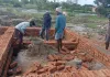 कलुआपुर मे बन रही पानी की टंकी, किया जा रहा घटिया सामग्री का प्रयोग