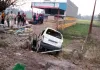 परीक्षा देने जा रहे छात्रों से भरी ईको वैन कार टायर फटने के बाद जरावन गांव के पास पेड़ से टकराई, 4 की मौत 6 घायल 