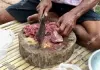 कुशीनगर : बाजारों में बेची जा रही बूढ़ी बीमार बकरी मांस, स्वास्थ्य विभाग मौन 