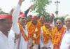 लोकसभा सपा प्रत्याशी पूर्व मंत्री का आगमन पार्टी कार्यकर्ताओं ने रोड़ शो के माध्यम से  जगह-जगह फूल मालाओं से किया स्वागत