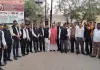 अधिवक्ता सुरक्षा को लेकर गरजे वकील, किया प्रदर्शन