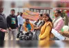 कलेक्ट्रेट परिसर में जिलाधिकारी के कर कमलों से किया गया मोटराइज्ड ट्राइसाइकिल एवं कंबल वितरण