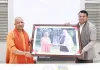  सूबे के मुख्यमंत्री योगी आदित्यनाथ से विधायक सुरेश पासी ने की शिष्टाचार भेंट