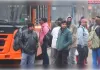 दिल्ली की सड़कों से बसें ग़ायब अपने मंजिल पहुंचने के लिए यात्री परेशान