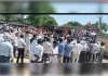 प्रशासन की शक्ति के बाद भी सफल रहा सपा का धरना प्रदर्शन भीड़ रोकने को पुलिस ने की घेराबंदी लगाए बैरियर 