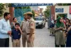 स्कूल में तिलक लगाकर पहुंचा छात्र ,तो टीचर ने जड़ा थप्पड़, परिजनों ने जमकर काटा हंगामा