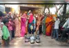 पचोखरा विद्युत फीडर पर स्मार्ट मीटर के विरोध में महिलाओं ने किया प्रदर्शन 