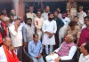 संदीप यादव हत्या कांड में शामिल दोषी बख्शे नहीं जायेंगे : परिवार से मिले सांसद, जगदंबिका पाल व विधायक श्यामधनी राही