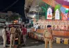 क्षेत्राधिकारी नगर द्वारा कस्बा रॉबर्ट्सगंज में पैदल गश्त कर सुरक्षा व्यवस्था का लिया  जायजा