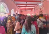 आस्था  लगाकर आते हैं दर्शनार्थ दुर्व्यवस्था के होते हैं शिकार सिर्फ होता है  दर्शनार्थियों का मंदिर परिसर में शोषण। 