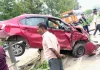 हाईवे पर हादसा, टक्कर लगते ही रेलिंग पर चढ़ी कार