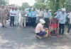 सड़क निर्माण में लापरवाही बर्दाश्त नहीं, डीएम ने कराई गुणवत्ता जांच