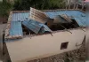 तेज आंधी तूफान में पेड़ पौधे मकान पर रखे गए टिन सेट हुए ध्वस्त
