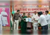 जिला मुख्यालय पर मेधावी छात्रों को किया गया सम्मानित 