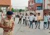 तेज रफ्तार मट्टी लदी ट्रैक्टर ने मोटरसाइकिल में जोरदार टक्कर मारी
